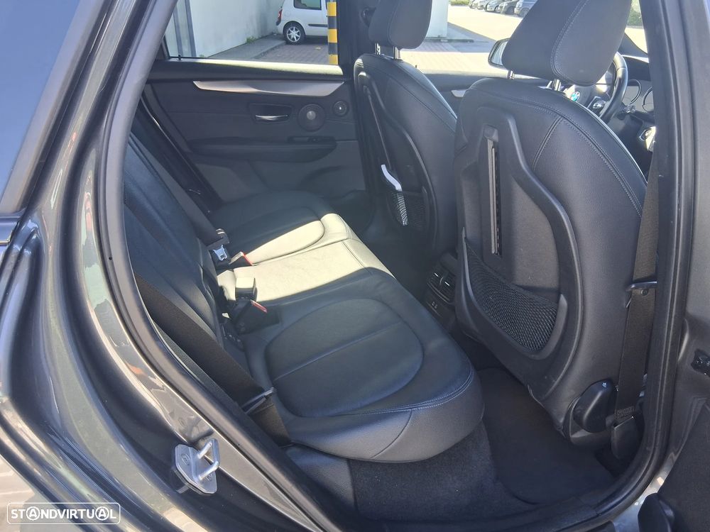 BMW 225xe Active Tourer iPerformance Sport Line - 6