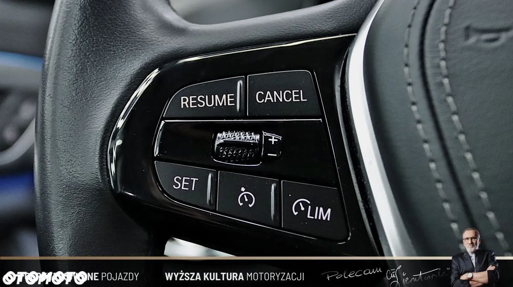 BMW Seria 5 530e xDrive - 19