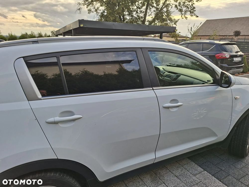 Kia Sportage 1.6 GDI L 2WD - 26