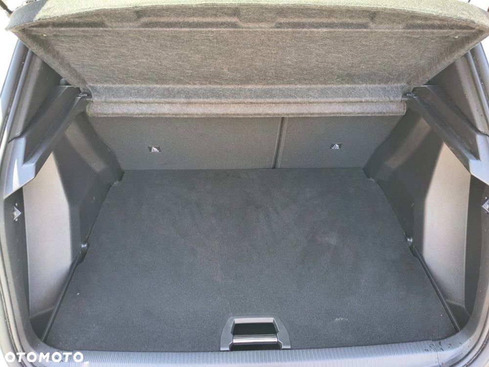Peugeot 2008 1.2 PureTech Allure S&S EAT8 - 17