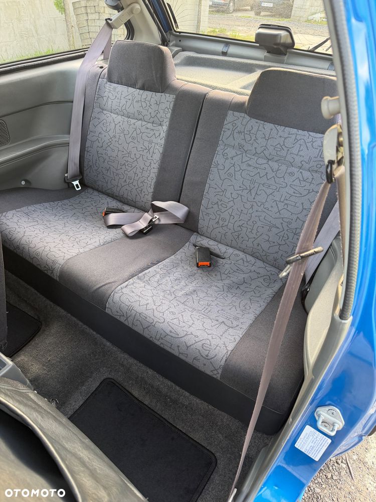 Suzuki Swift - 10
