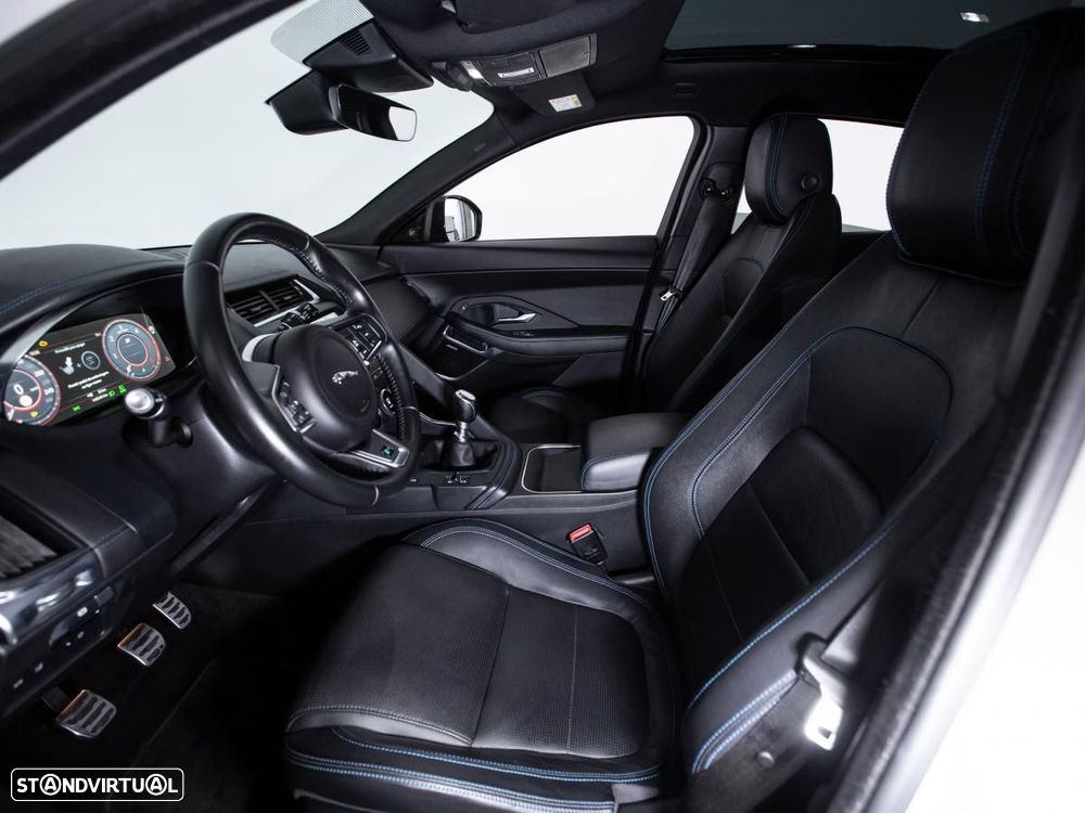 Jaguar E-Pace - 8