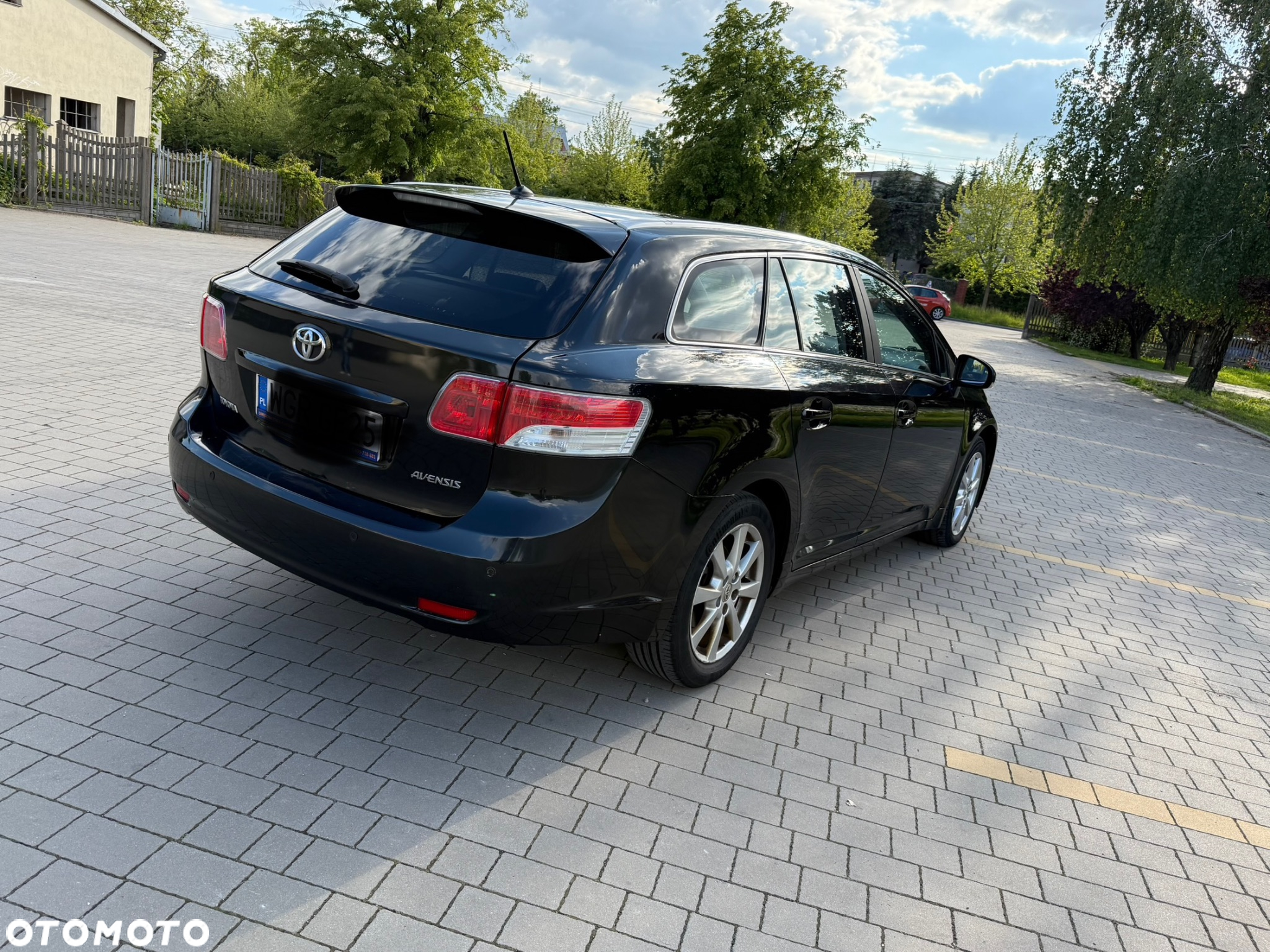 Toyota Avensis 2.0 D-4D Luna - 3