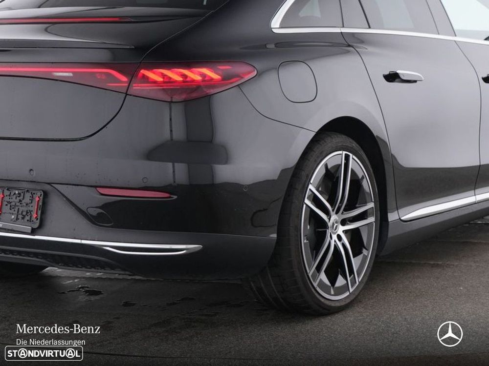Mercedes-Benz EQE 300 Edition Electric Art - 3
