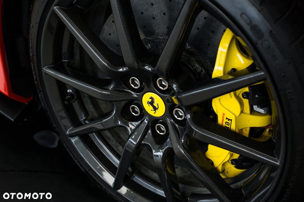 Ferrari F8 Spider Standard - 34