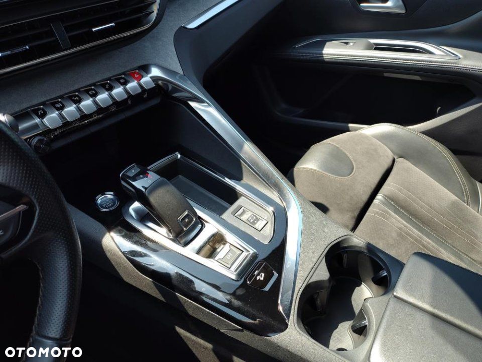 Peugeot 5008 - 16