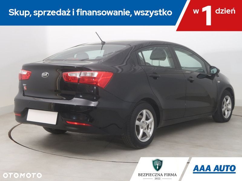 Kia Rio - 7