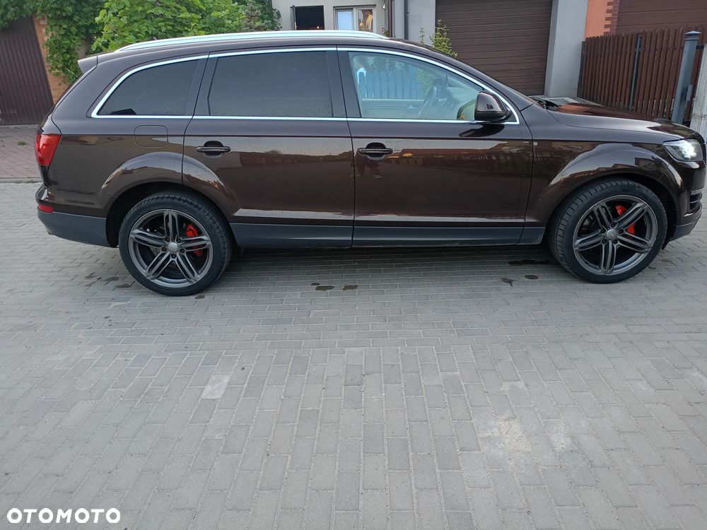 Audi Q7 - 4