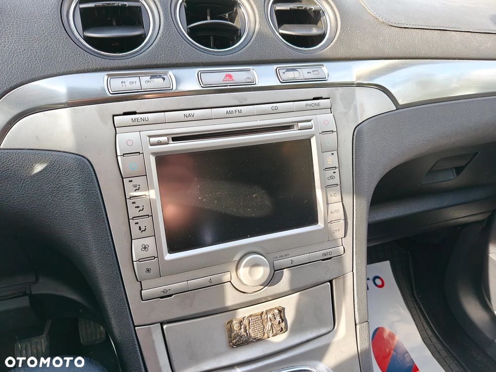 Ford S-Max 2.0 TDCi DPF Ambiente - 23