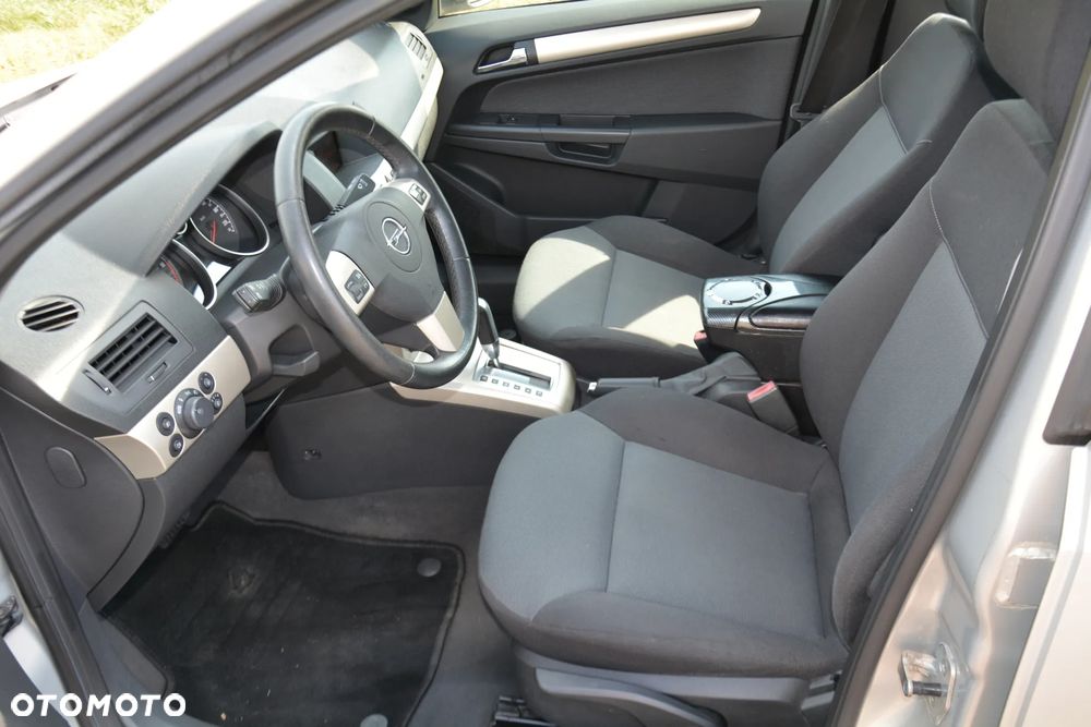 Opel Astra III 1.9 CDTI Enjoy - 10