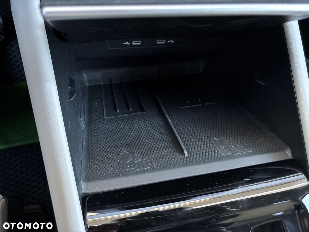 Volkswagen Tiguan - 18
