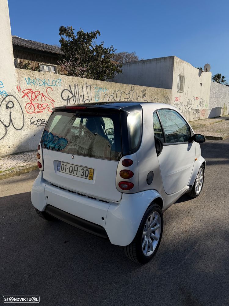 Smart ForTwo Coupé softtouch passion cdi - 18