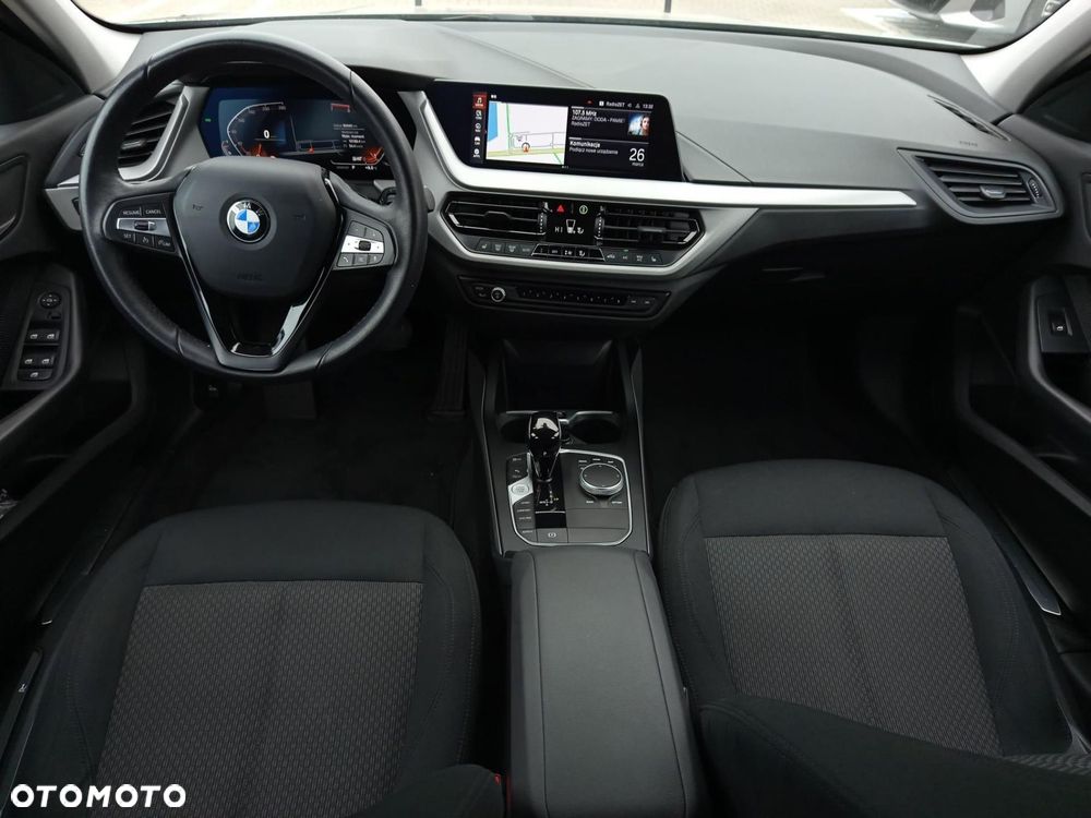 BMW Seria 1 - 16