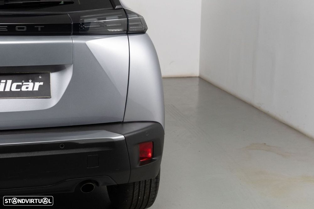 Peugeot 2008 1.2 Allure - 17