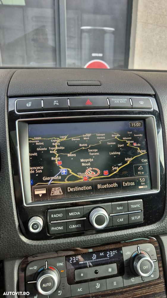 Volkswagen Touareg 3.0 V6 TDI BMT - 6