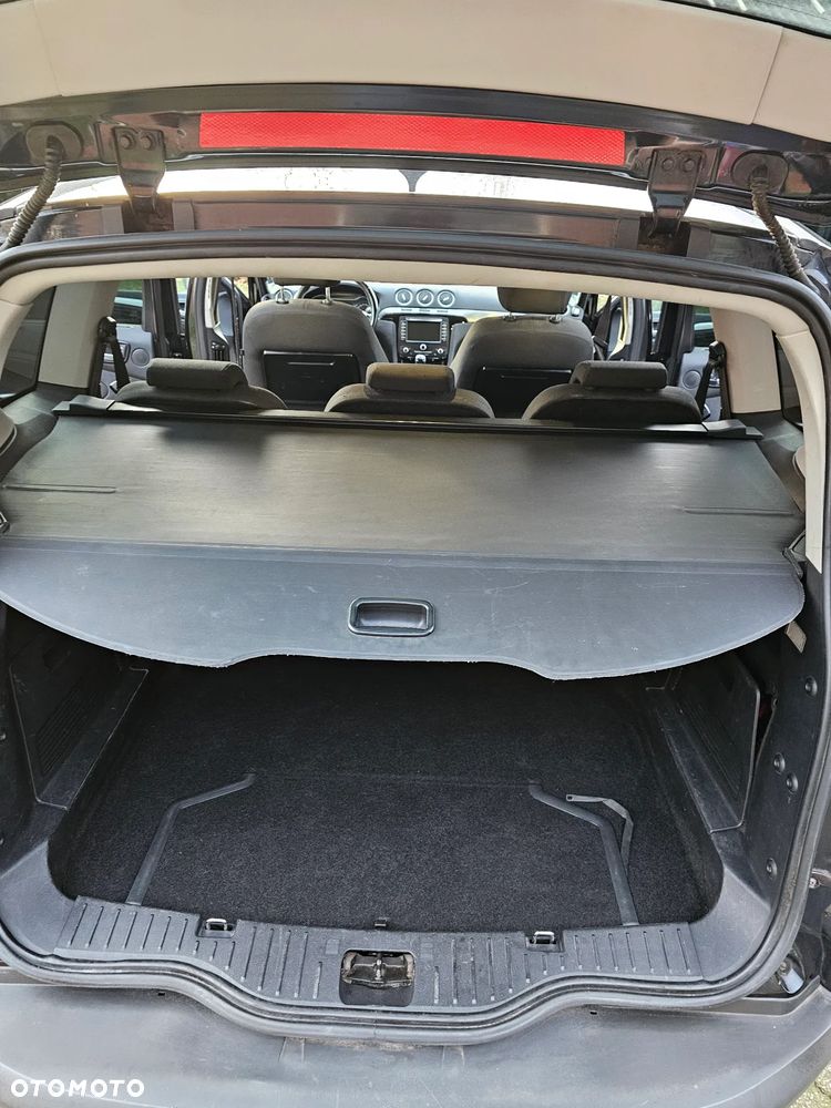 Ford S-Max 2.0 TDCi DPF Titanium - 16