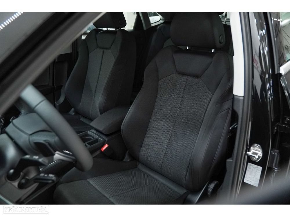Audi Q3 Sportback 35 TFSI S line S tronic - 4