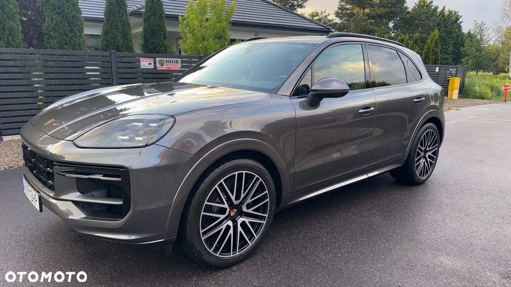 Porsche Cayenne - 2