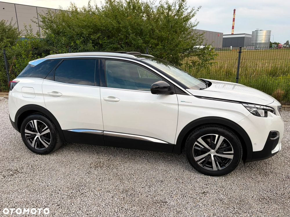Peugeot 3008 1.6 PureTech HYbrid4 GT Line S&S EAT8 - 17