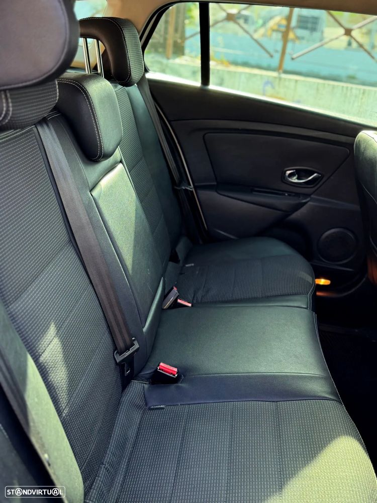 Renault Mégane Sport Tourer 1.5 dCi GT Line - 14
