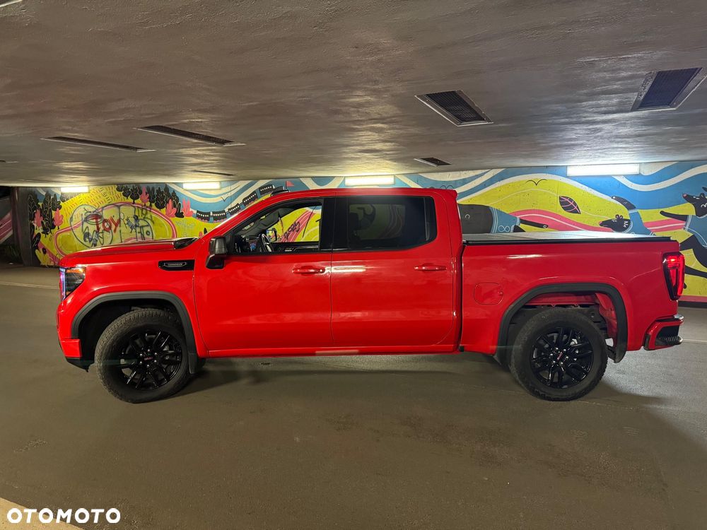 GMC Sierra - 2
