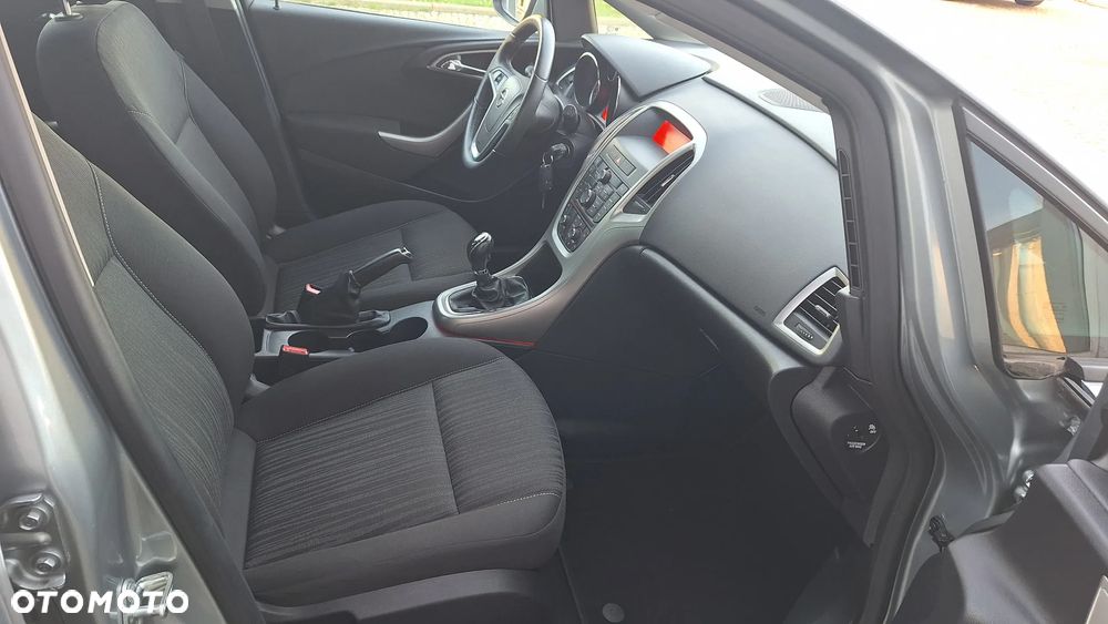 Opel Astra 1.4 Selection - 9