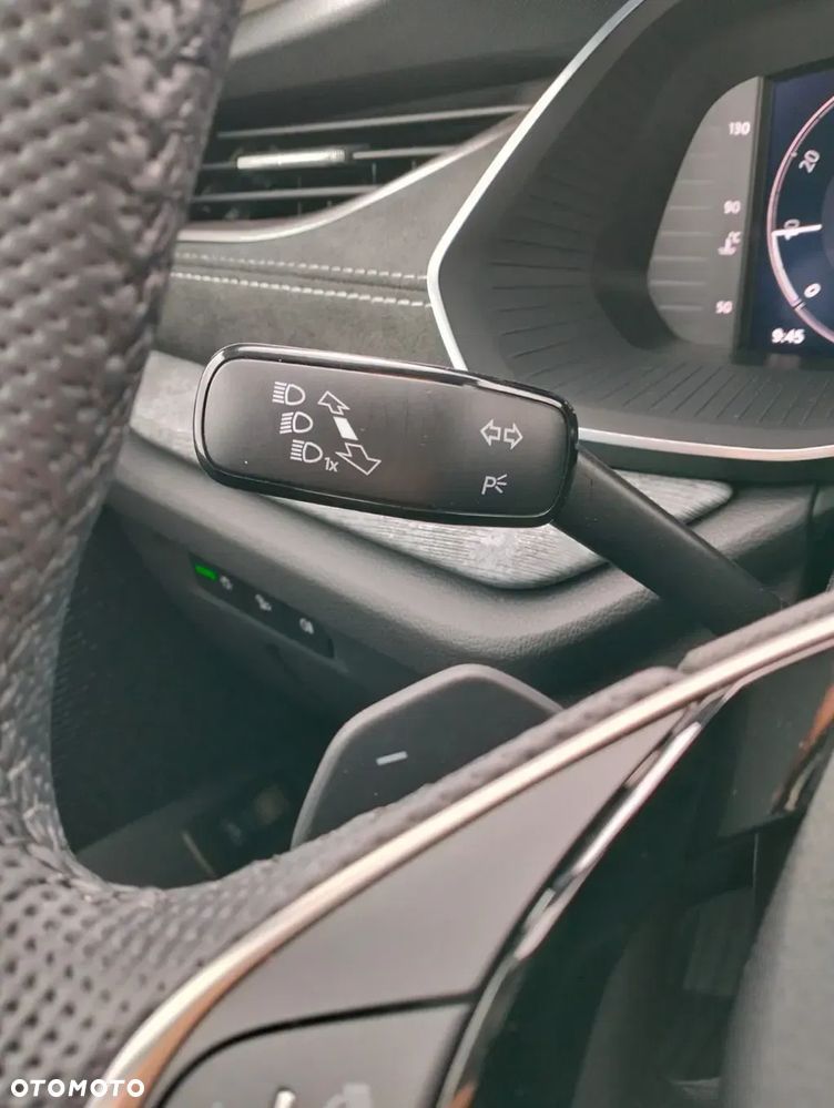 Skoda Octavia 2.0 TDI Selection DSG - 8