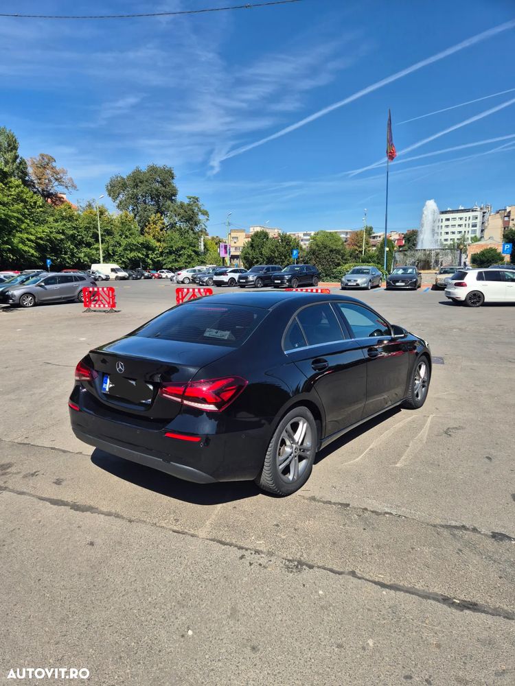 Mercedes-Benz A 180 d 7G-DCT - 4