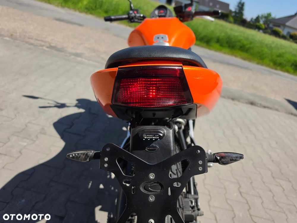 Kawasaki ER - 17