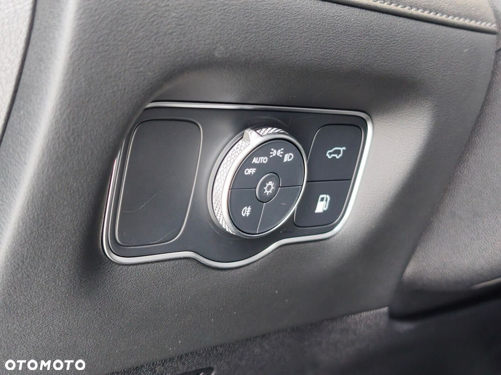 Chery Tiggo 8 1.5 T-GDI Super Hybrid Prestige DCT - 16