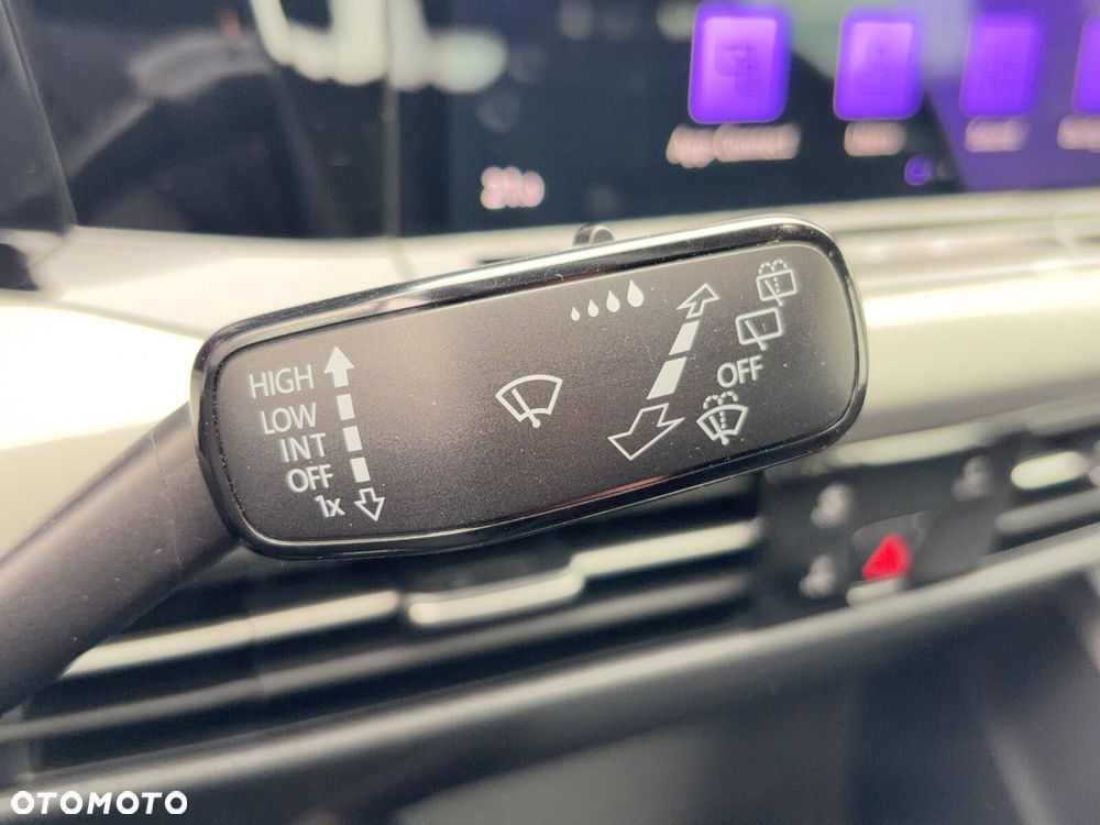 Volkswagen Golf - 18