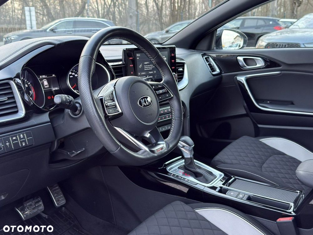 Kia ProCeed 1.4 T-GDI GT Line DCT - 11