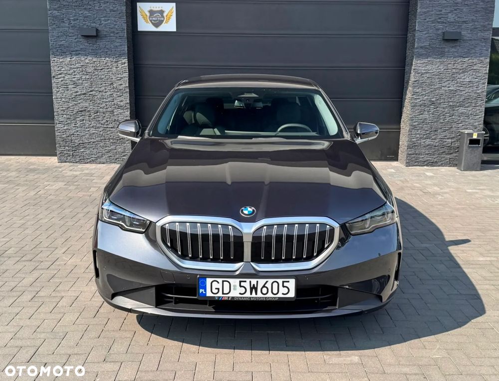 BMW Seria 5 520d mHEV M Sport - 11