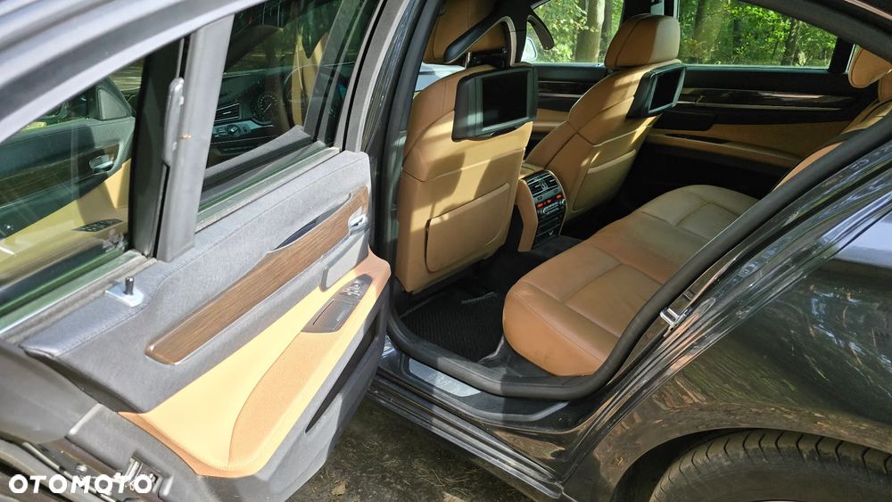 BMW Seria 7 730d - 9