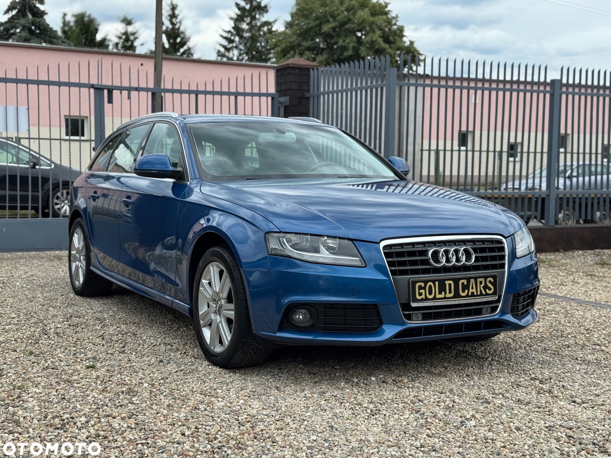 Audi A4 - 1