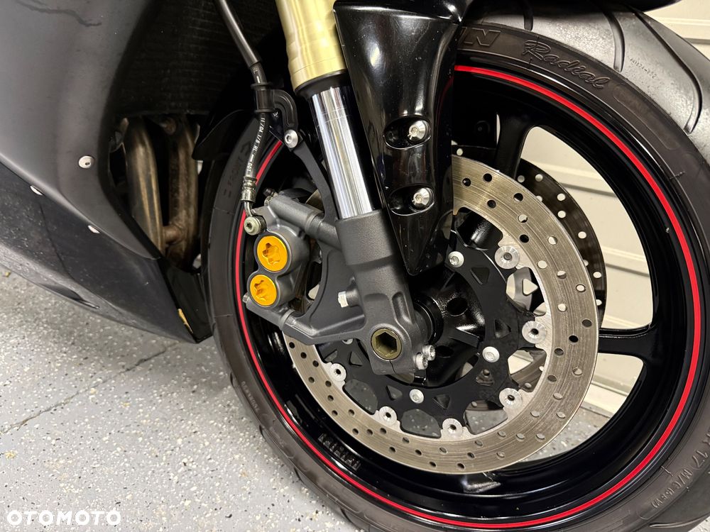 Yamaha R6 - 11