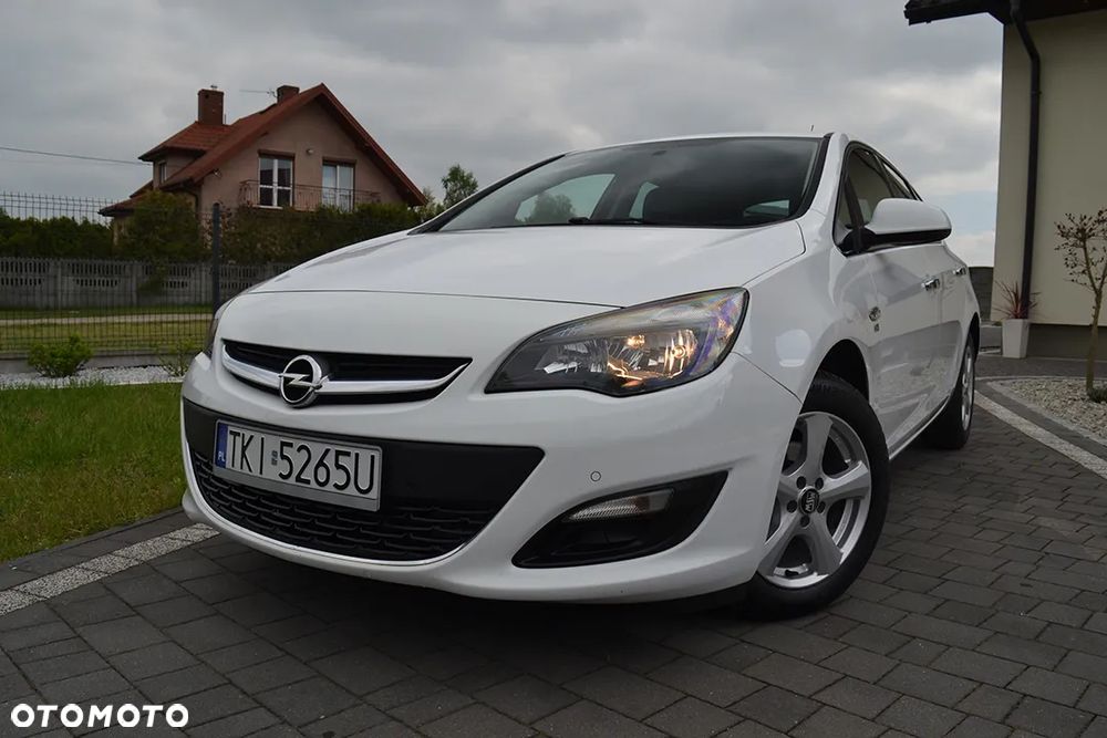 Opel Astra - 4