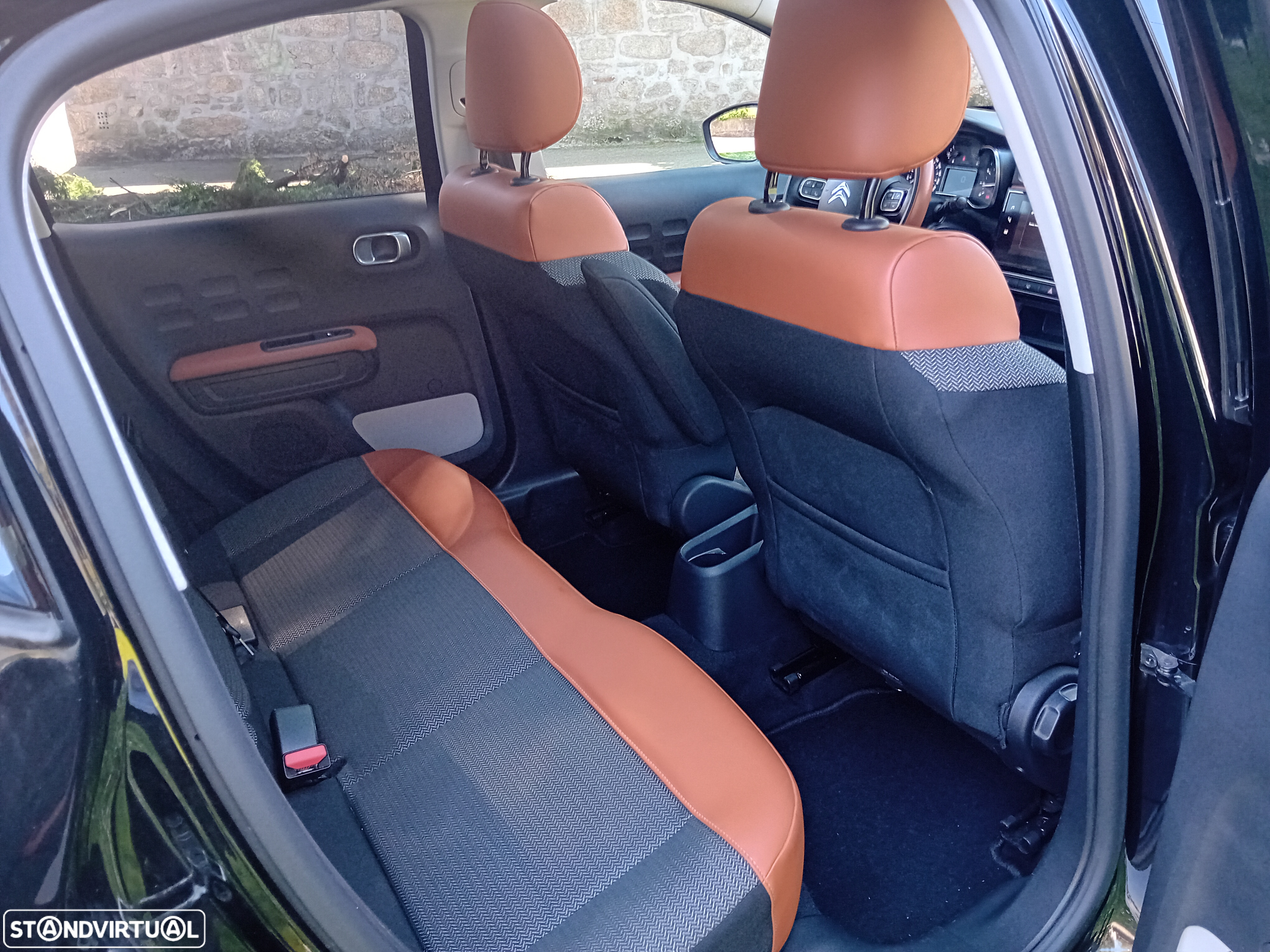 Citroën C3 1.2 PureTech Shine - 24