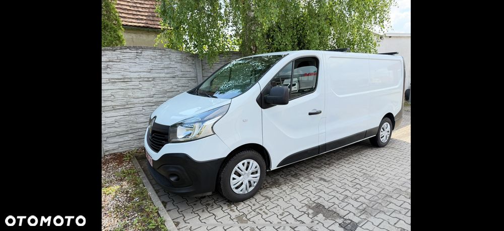 Renault TRAFIC - 2