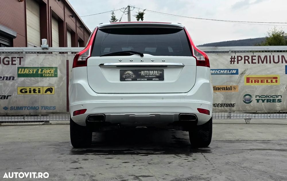 Volvo XC 60 D5 AWD Geartronic Summum - 5