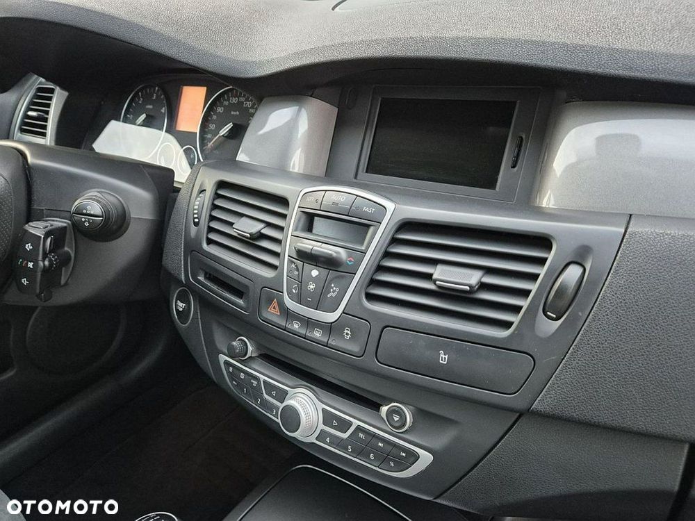 Renault Laguna - 8