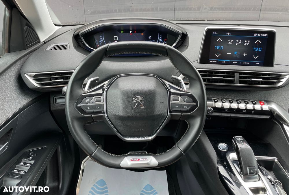 Peugeot 3008 1.2 PureTech 130 EAT8 GT - 33