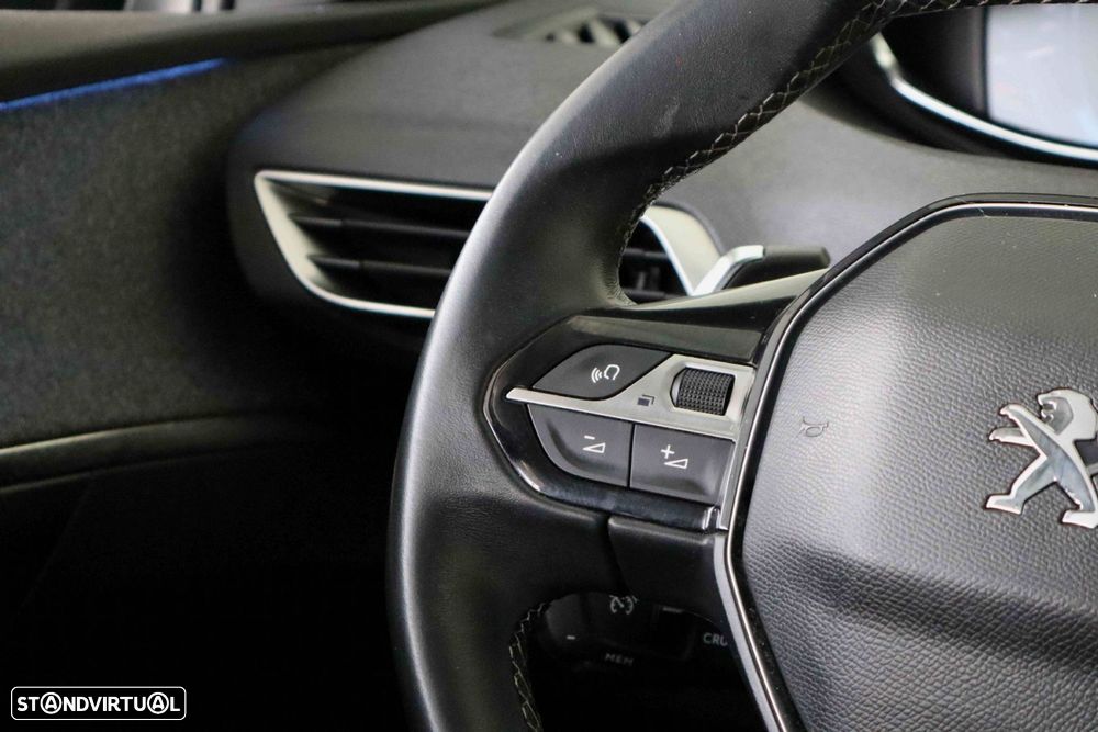Peugeot 3008 1.6 Hybrid Allure e-EAT8 - 19