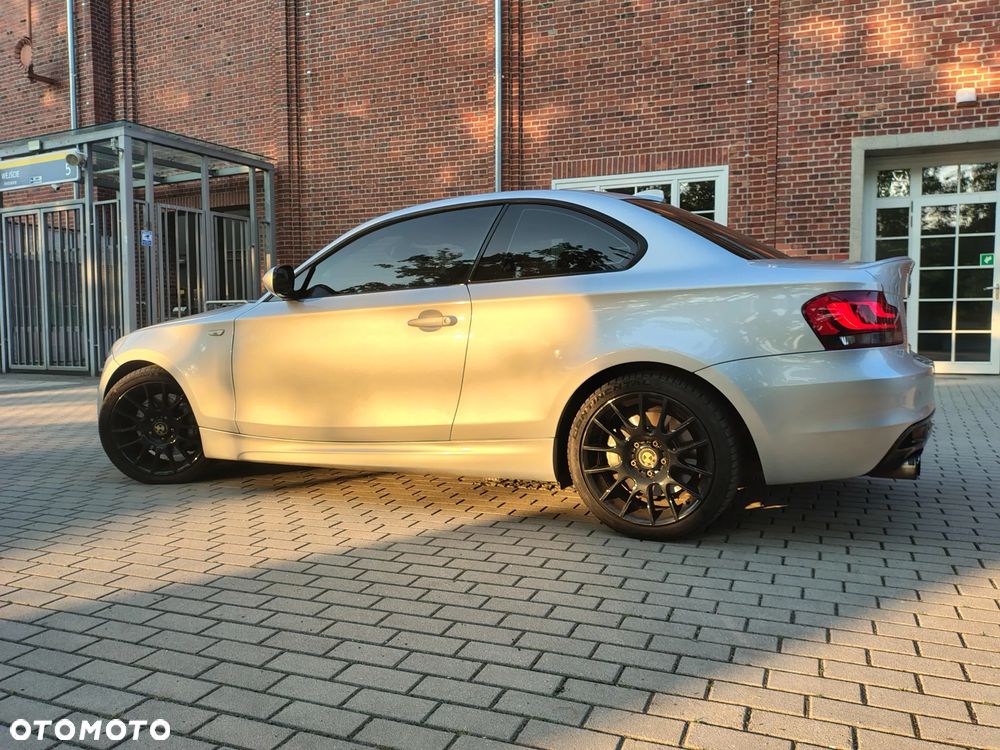 BMW Seria 1 135i Edition Sport - 18
