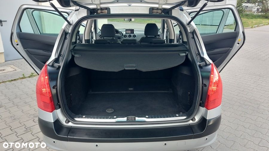 Peugeot 308 HDi FAP 110 NAVTEQ ON BOARD - 14
