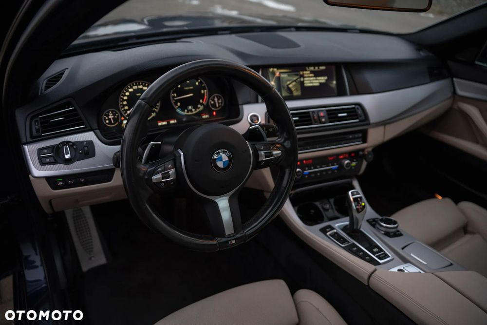 BMW Seria 5 530d xDrive Sport-Aut Luxury Line - 17