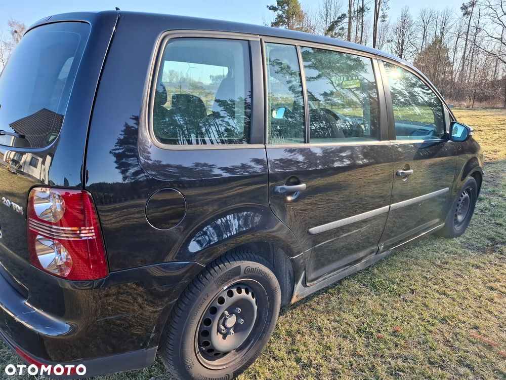 Volkswagen Touran 1.9 TDI DPF Blue Motion Trendline - 11