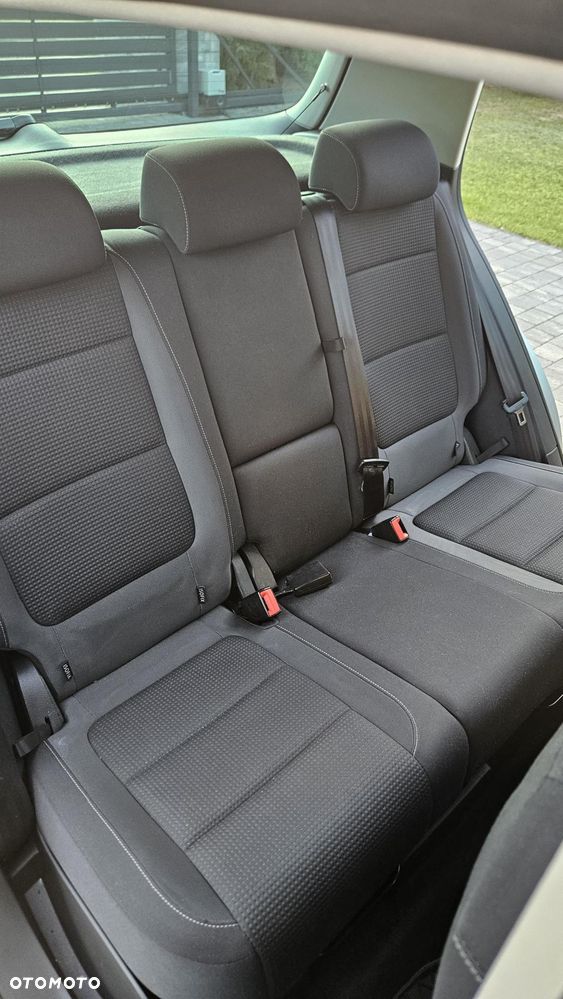 Volkswagen Golf Plus 1.6 TDI Comfortline - 19