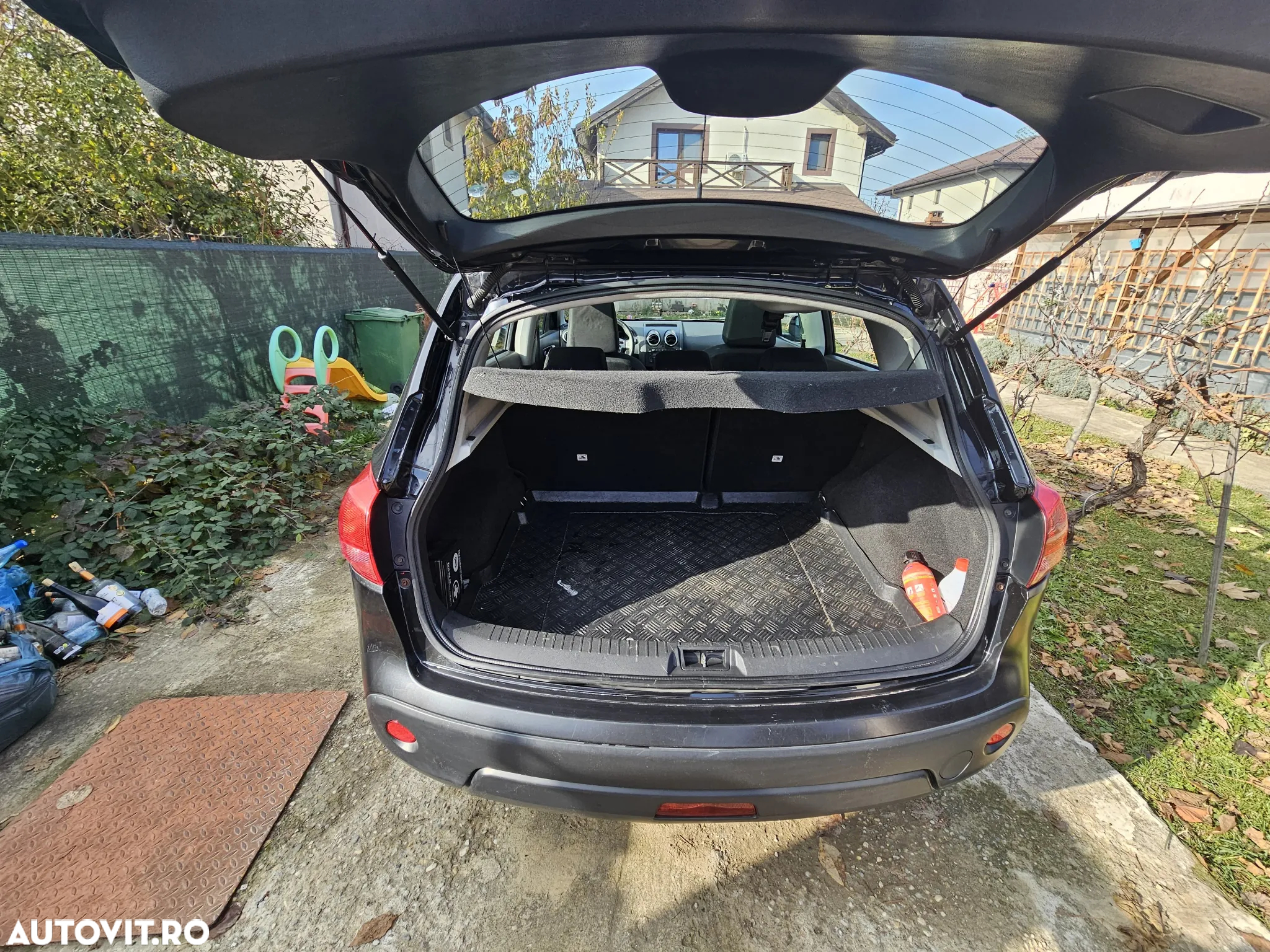 Nissan Qashqai - 16