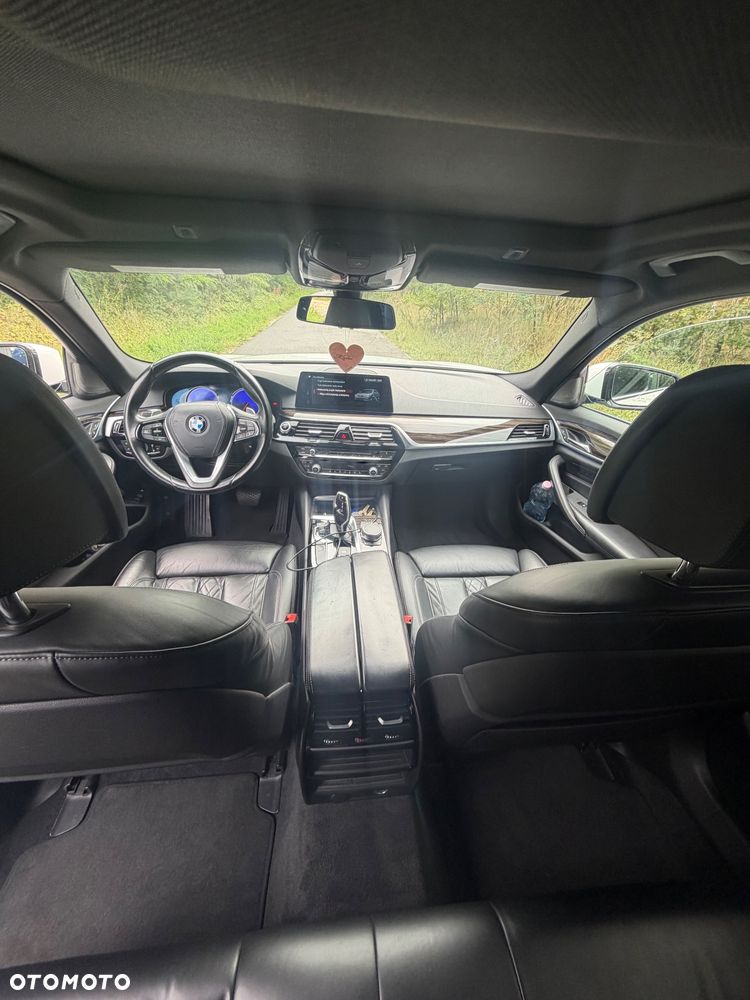 BMW Seria 5 530e iPerformance GPF Luxury Line - 6